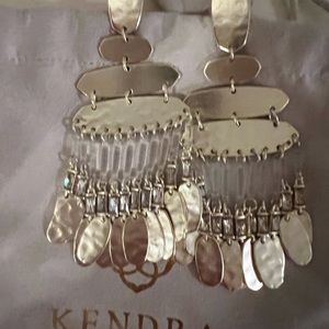 Kendra Scott Nicola statement earrings gold long- discontinued ✨💕 so beautiful